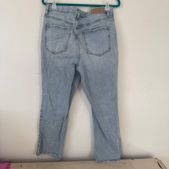 PacSun Stretch Crop Boot Jeans Light Wash Distressed Raw Hem Womens Size 31 - Picture 4 of 6